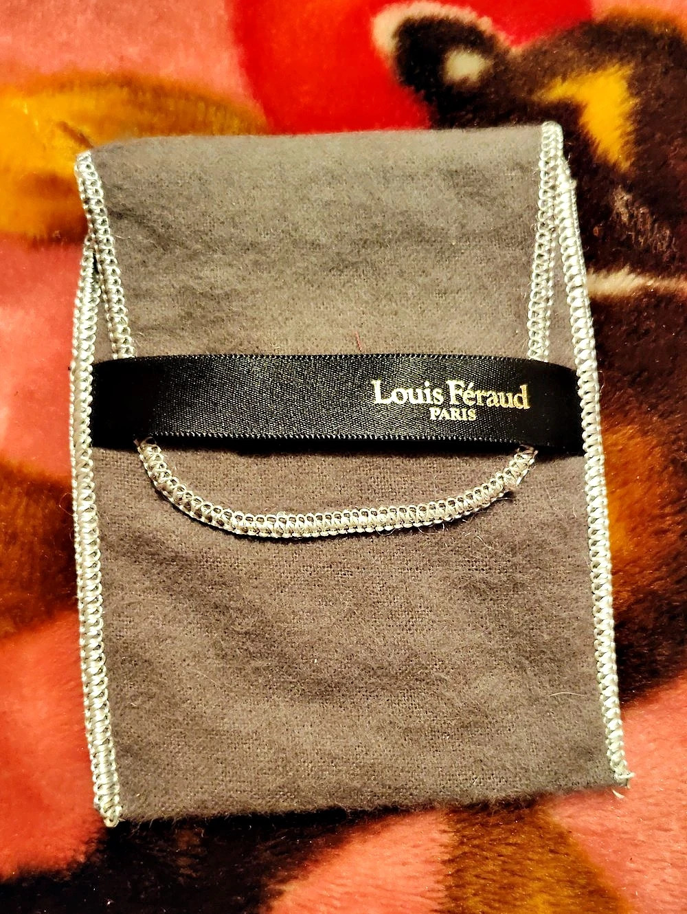 Louis Féraud Silver-Tone Chain Necklace Like New